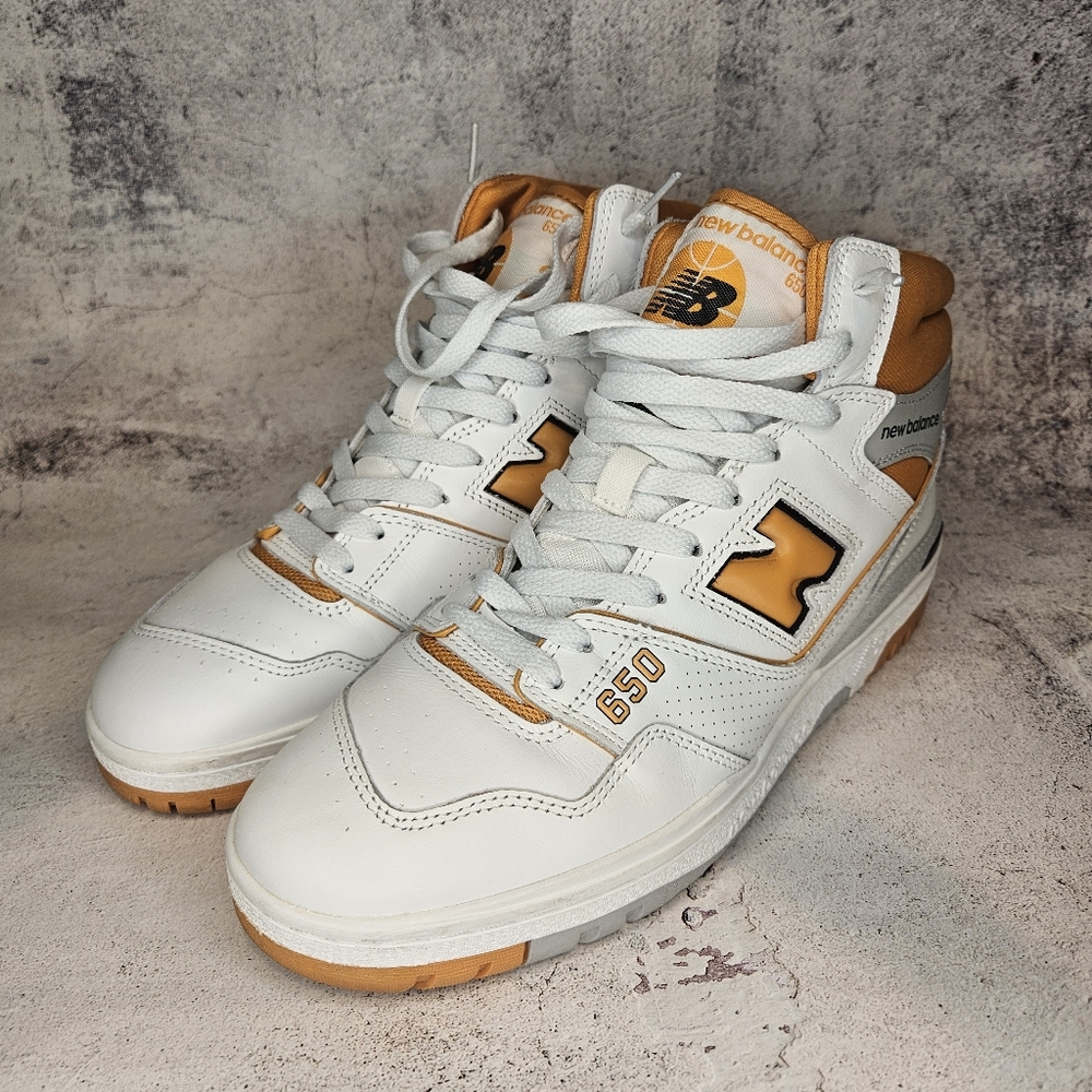 New Balance 650R Caryon High / Mens Size 10 / Colorway - White & Orange